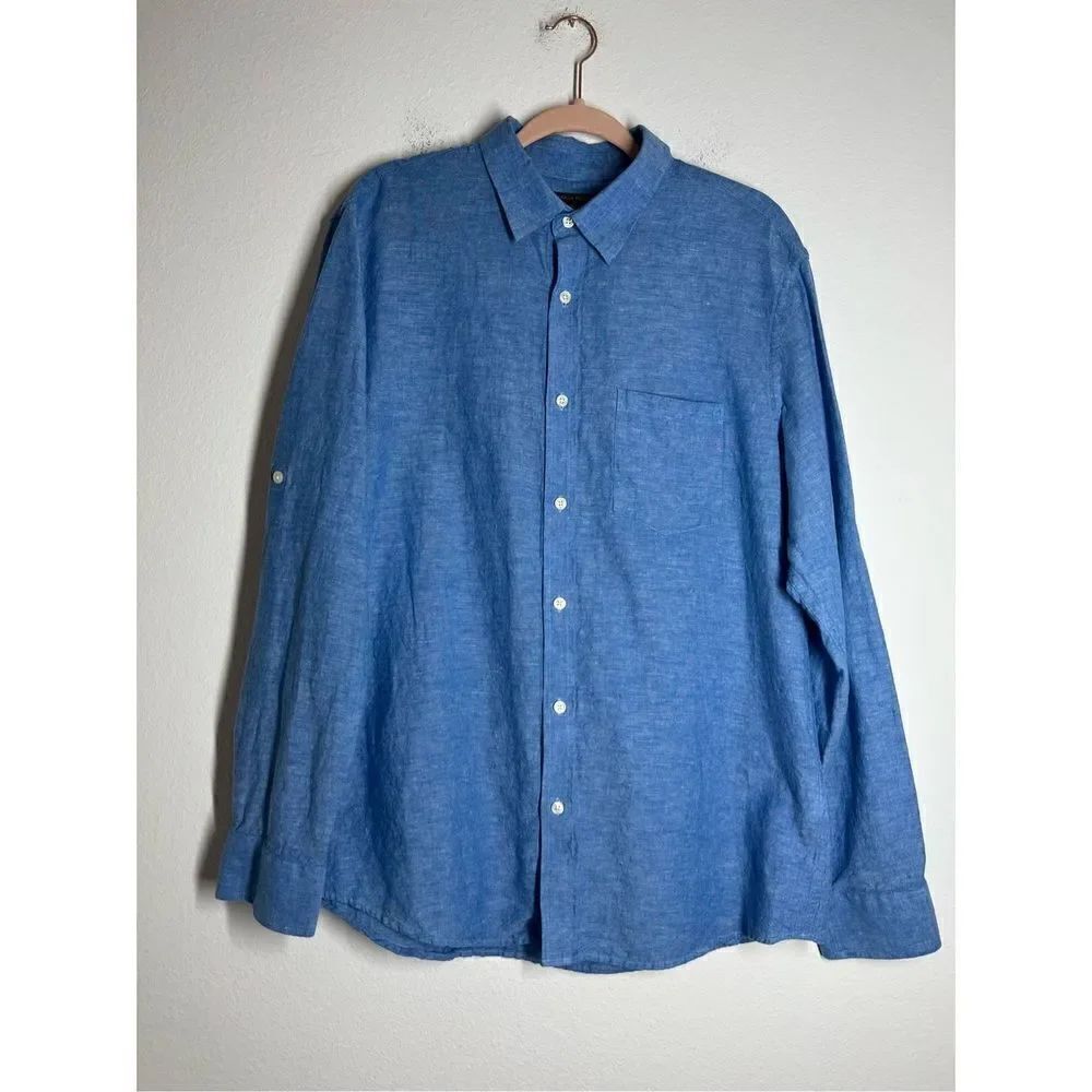 Banana Republic Men’s Blue 55% Linen 45% Cotton plain button-up long sleeve shir